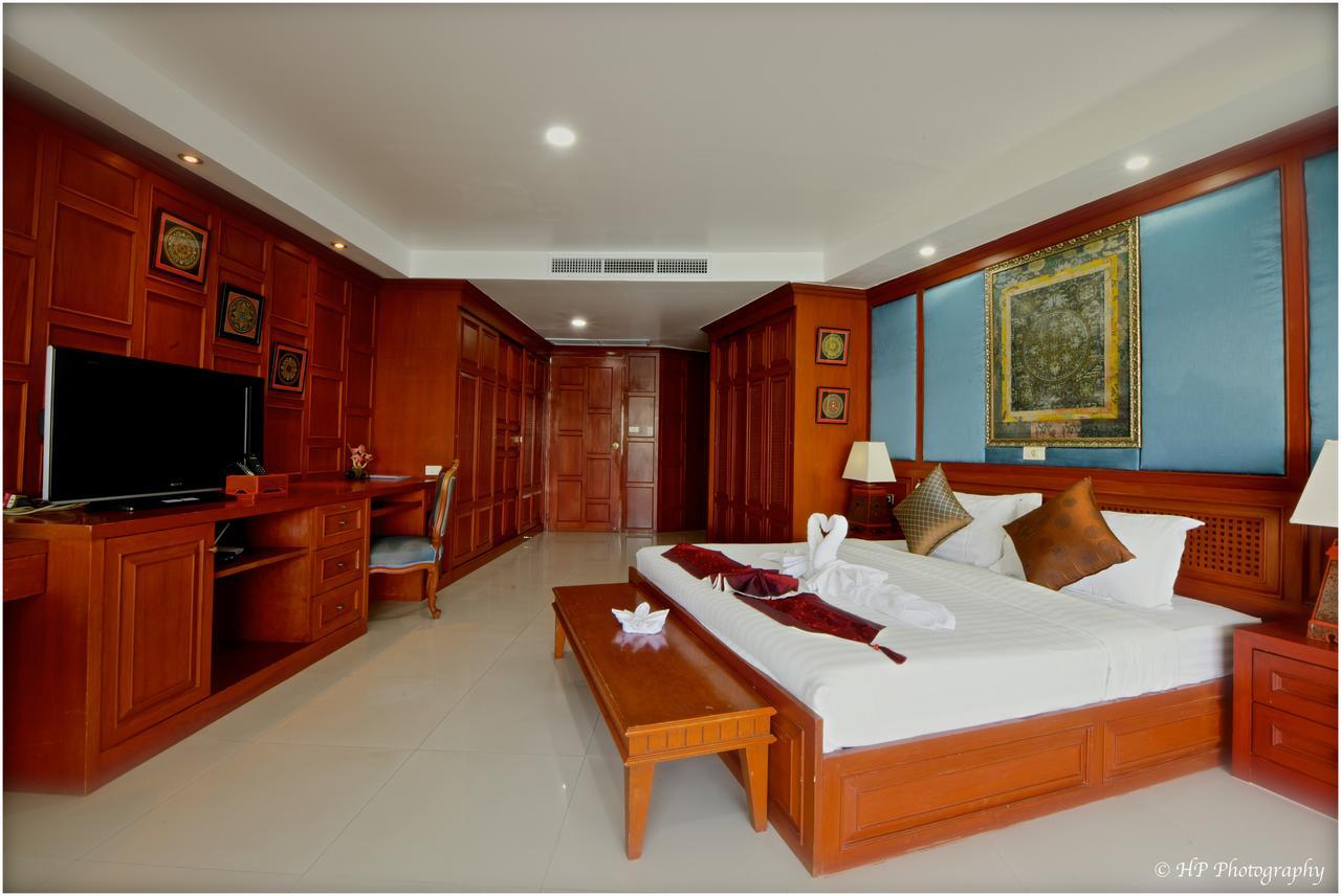 Villa Regtuk Patong Extérieur photo