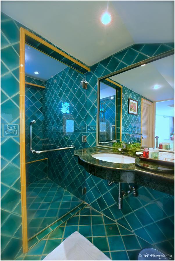 Villa Regtuk Patong Extérieur photo