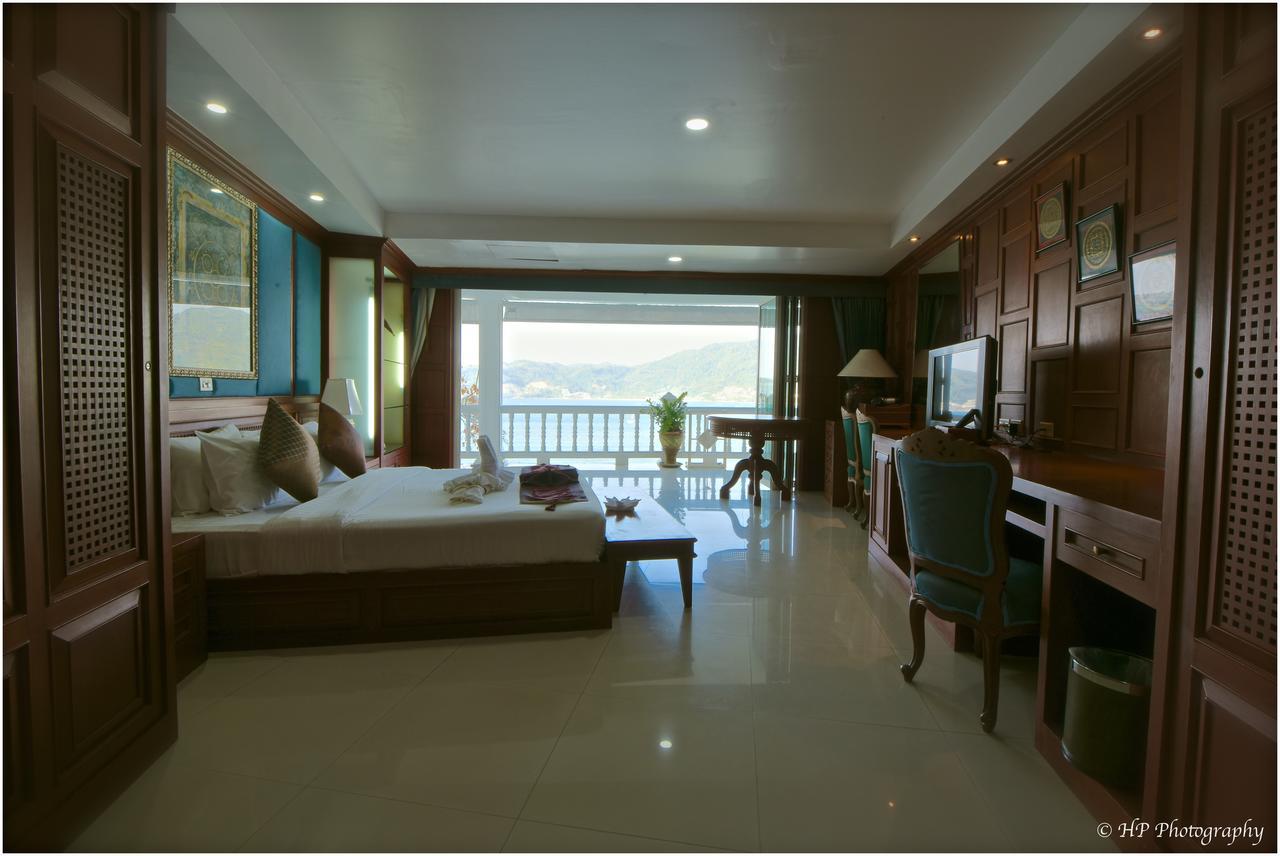 Villa Regtuk Patong Extérieur photo