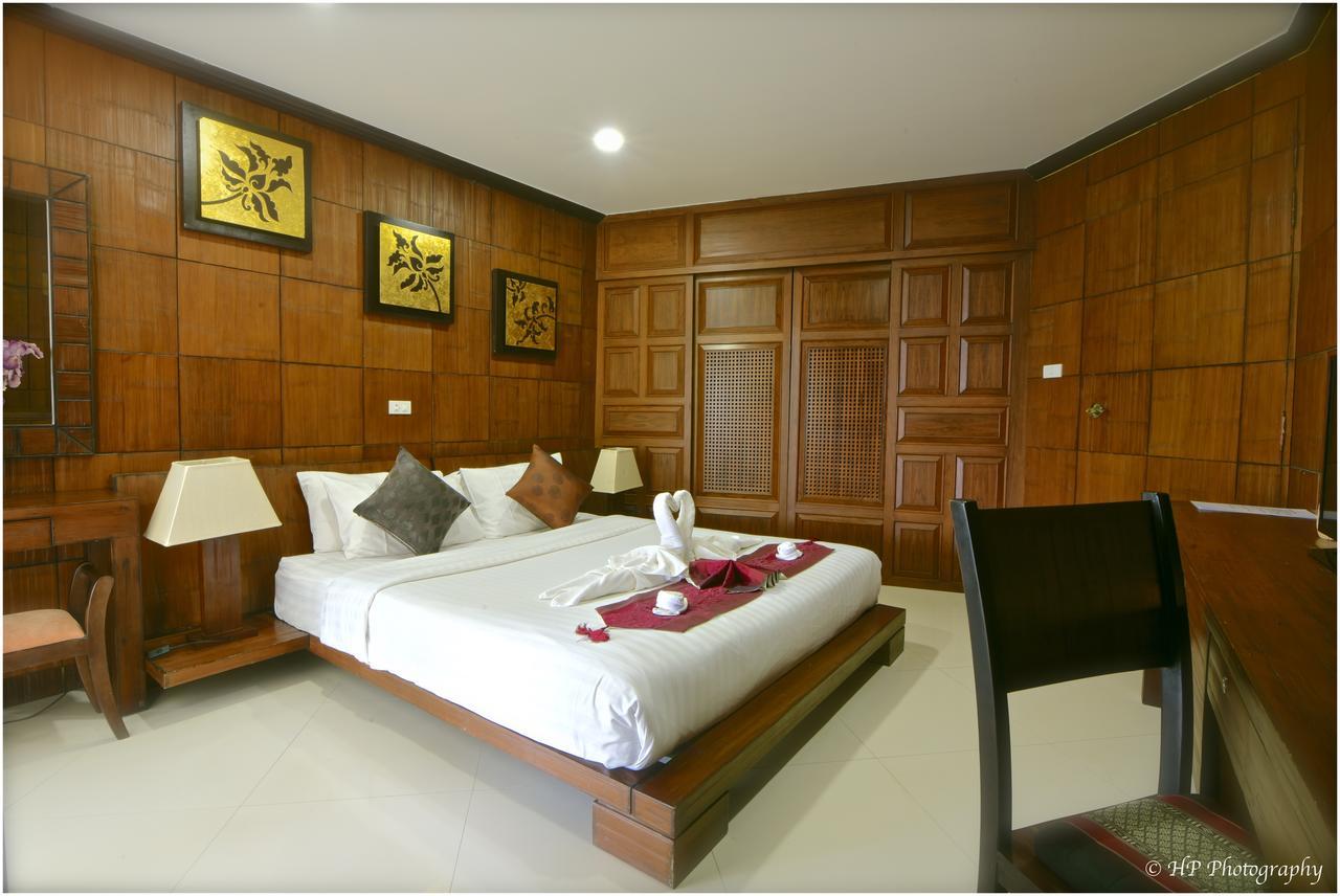 Villa Regtuk Patong Extérieur photo